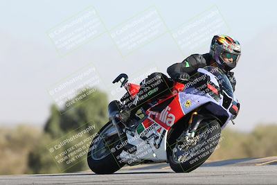 media/Dec-01-2025-Moto Forza (Mon) [[2daa91e15f]]/2-Intermediate Group/Session 2 Turn 9 Entry/